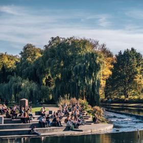 Munke Mose-Park in Odense auf der dänischen Ostseeinsel Fünen